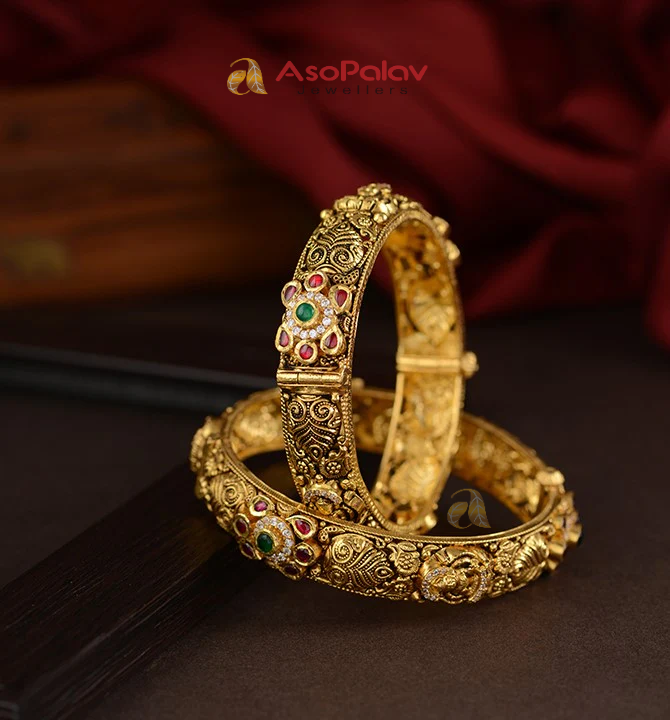 22K Traditional Kundan Gold Kada with Elegant Stone Work